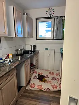 Squirt-Fuck-Queen webcam