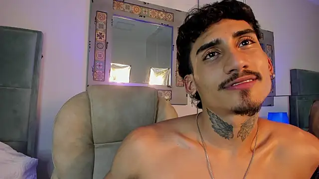 Mr_Strike Live Webcam on Stripchat