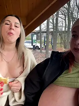 BigboobsDream99 webcam