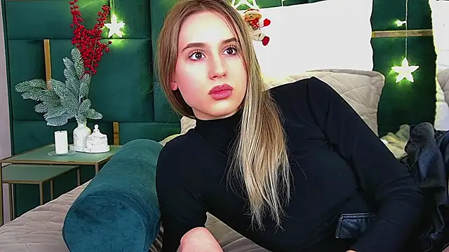 VictoriaHopsons webcam