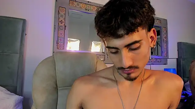 mr_strike - Mr_Strike's free webcam - UK Sex Cams