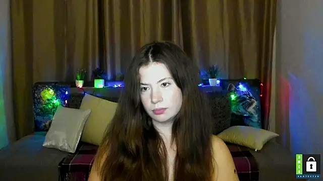 Alicia_redfollow webcam