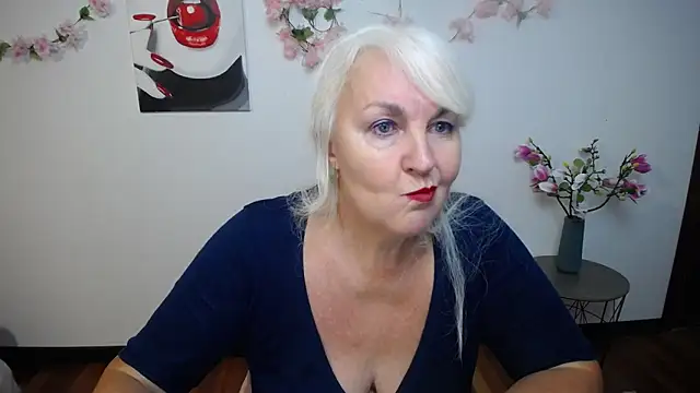 blondyleebest - BlondyLeeBest's free webcam