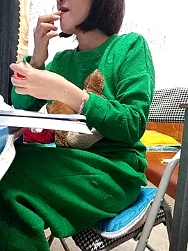 haralushiaaa - Haralushiaaa's free webcam - UK Sex Cams