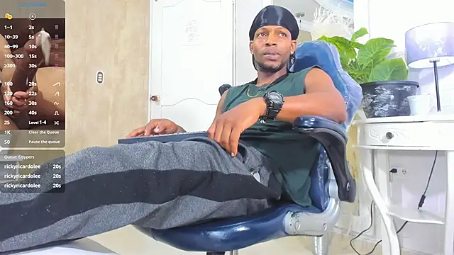 RicoBrown777_ webcam