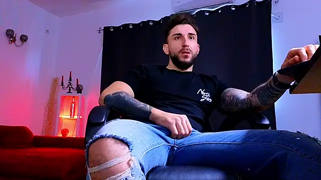 mightyaaron66 (M young) - 𖤐🔥 parTy Time ,House parTy  !  💨𖤐