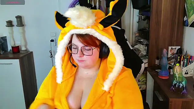 chrissiosaurus (F young) - HAPPY BIRTHDAY LITTLE DINO🦖