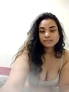 SoakedUpKitty- webcam stripchat model stream image