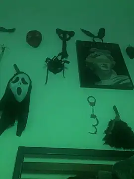 CUMQUEEN-XXX69 webcam