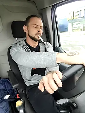 papichulo0099 webcam