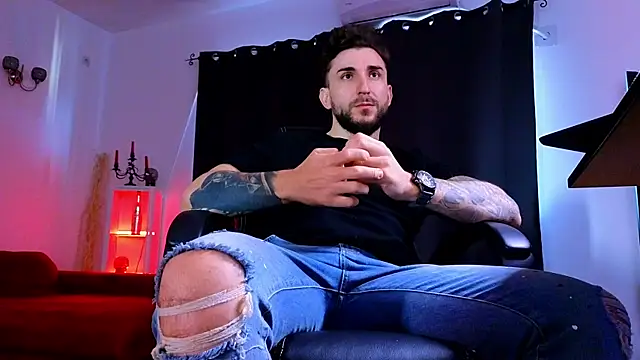 MightyAaron66 webcam