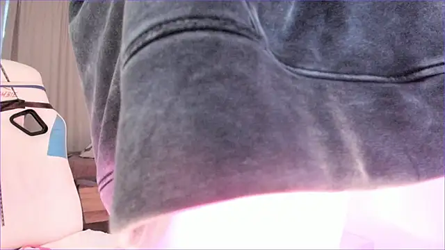 Viktoria_Oliverr webcam