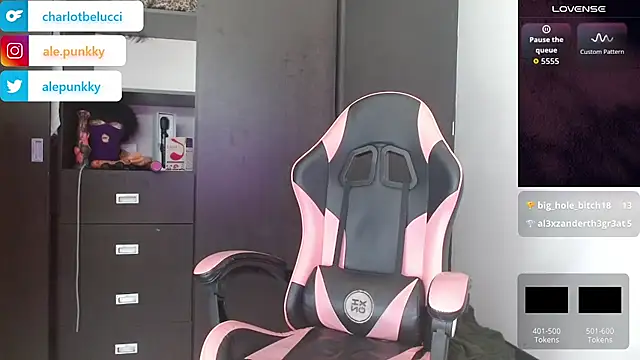 charlotbelucci_ webcam