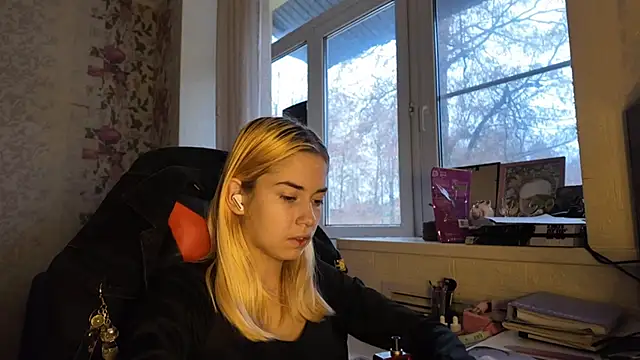 Witching_Moon webcam