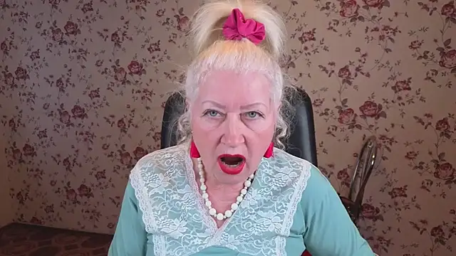 Maya_Mayflower webcam