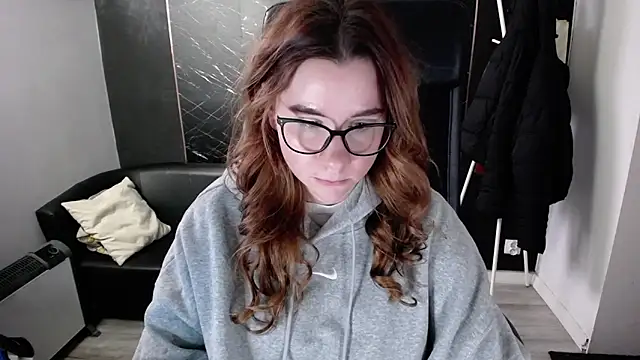 littleviki7 - Littleviki7's free webcam