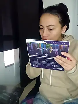 Paige_Turner_ webcam