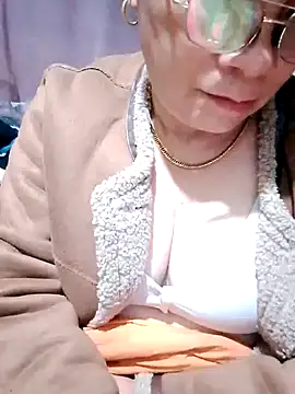 small-house123 webcam