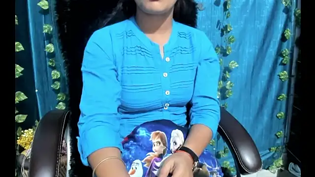 Forever_Love2025 webcam