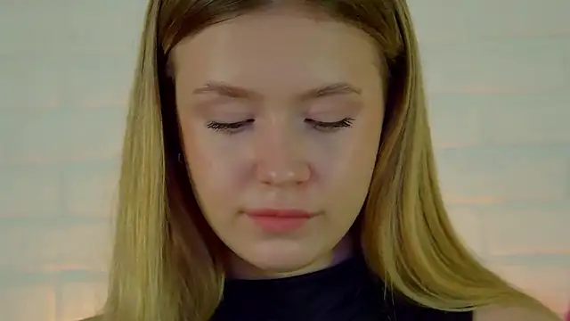 MilanaBalmain webcam