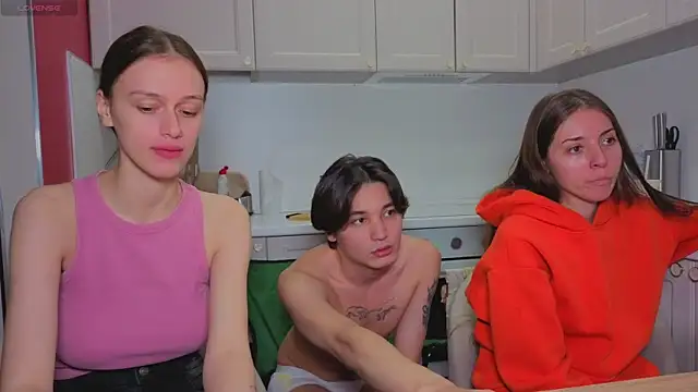 fcjuicy_pussy (F young) - top off