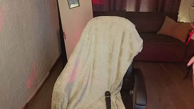 Madison_Golden webcam