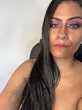 _Isabella_1 webcam stripchat model stream image