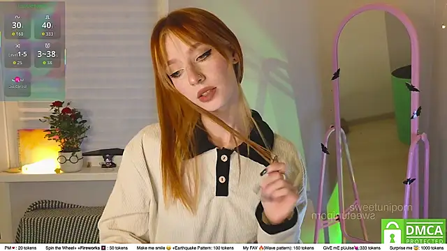 sweetuniporn webcam