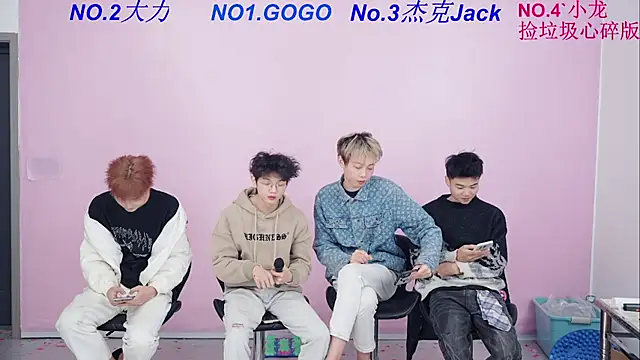 Beautifulboys-999 webcam