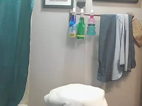 Yankeedave420 live webcam from United States on Ufotopia – Live Cams & Video Chat