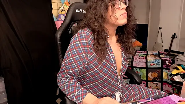 shinycherub - ShinyCherub's free webcam - UK Sex Cams