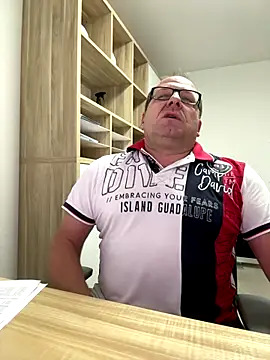 coupleLatinaLovers webcam