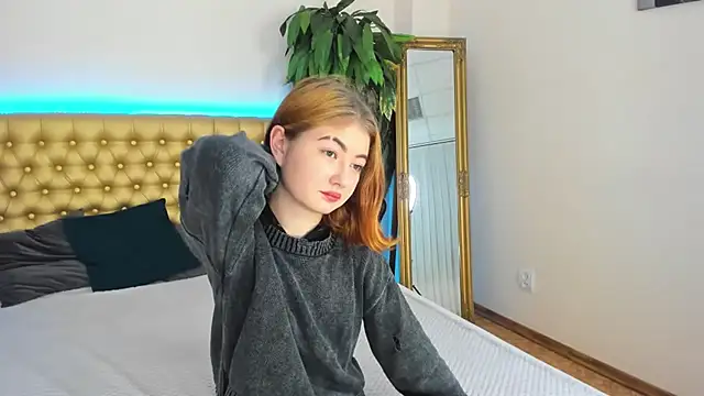 KristineGloww webcam