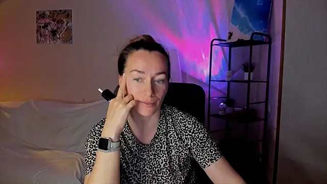 RebeccaMartinez webcam