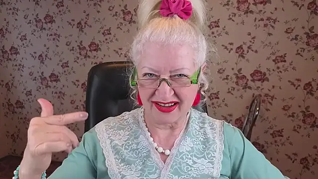 Maya_Mayflower webcam