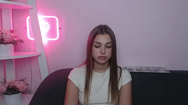 MilanaAngelAs webcam