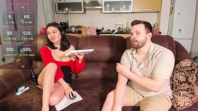 nikkinserdron (G young) - cumshow