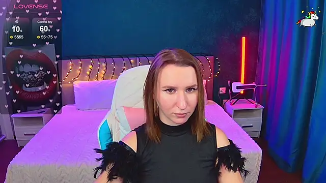 alicebykiss (F young) - ✨Spank Ass✨