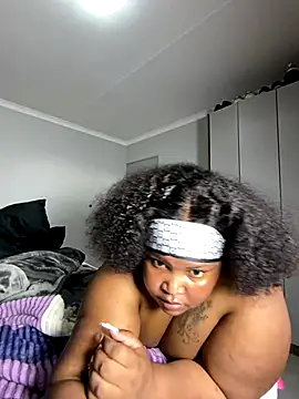 misslola27 (F young) - 🎄🎄Show some love 🎄🎄🎄