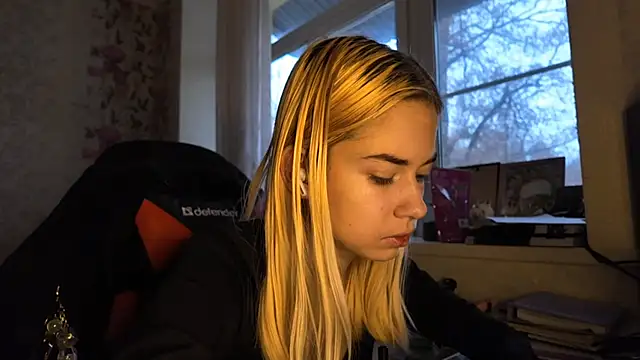 Witching_Moon webcam