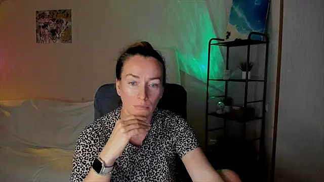 RebeccaMartinez webcam