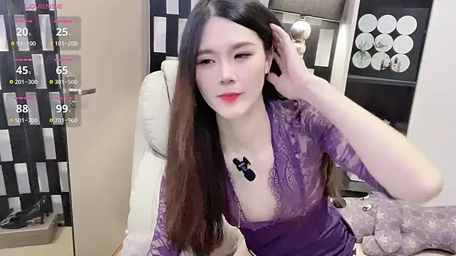 yueyue-mm (F young) - 打开第二洞，肛塞＋小粉入洞