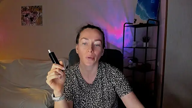 RebeccaMartinez webcam