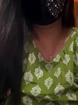 Saguphtah_Chattergy_22 webcam