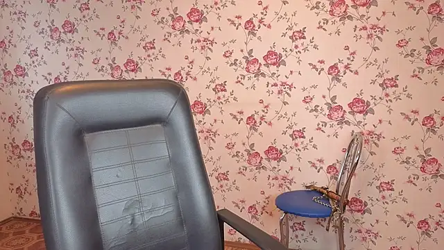 Maya_Mayflower webcam