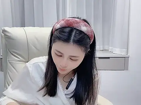 forzen-baby - Forzen-baby's free webcam - UK Sex Cams