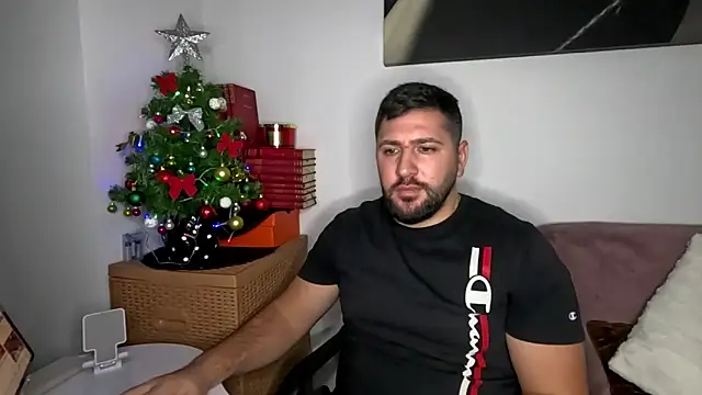 Gold_Alpha_Boy webcam