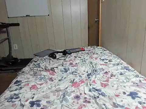 NaturalBeautyQueen webcam