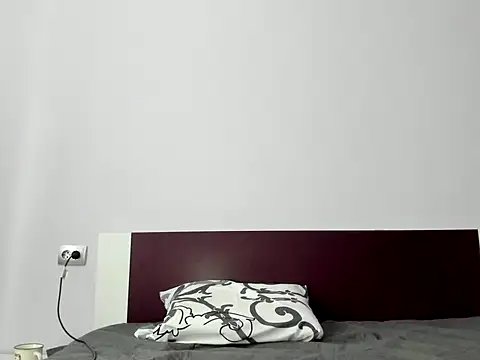 ElektraShine29 webcam