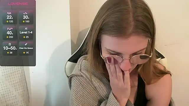 BustyKellyXXX webcam